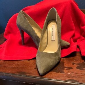 Beautiful Chinese laundry pumps. Signed by designer on the bottom. Never worn